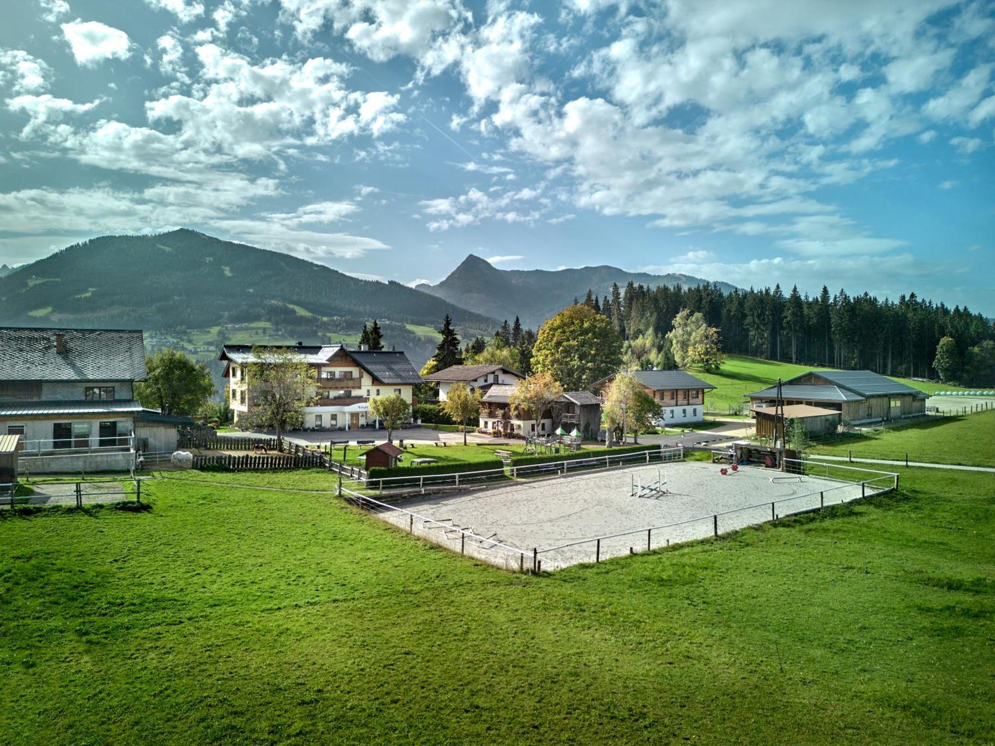 Pension Vorberghof- Bauernhofurlaub Ramsau am Dachstein Luaran gambar